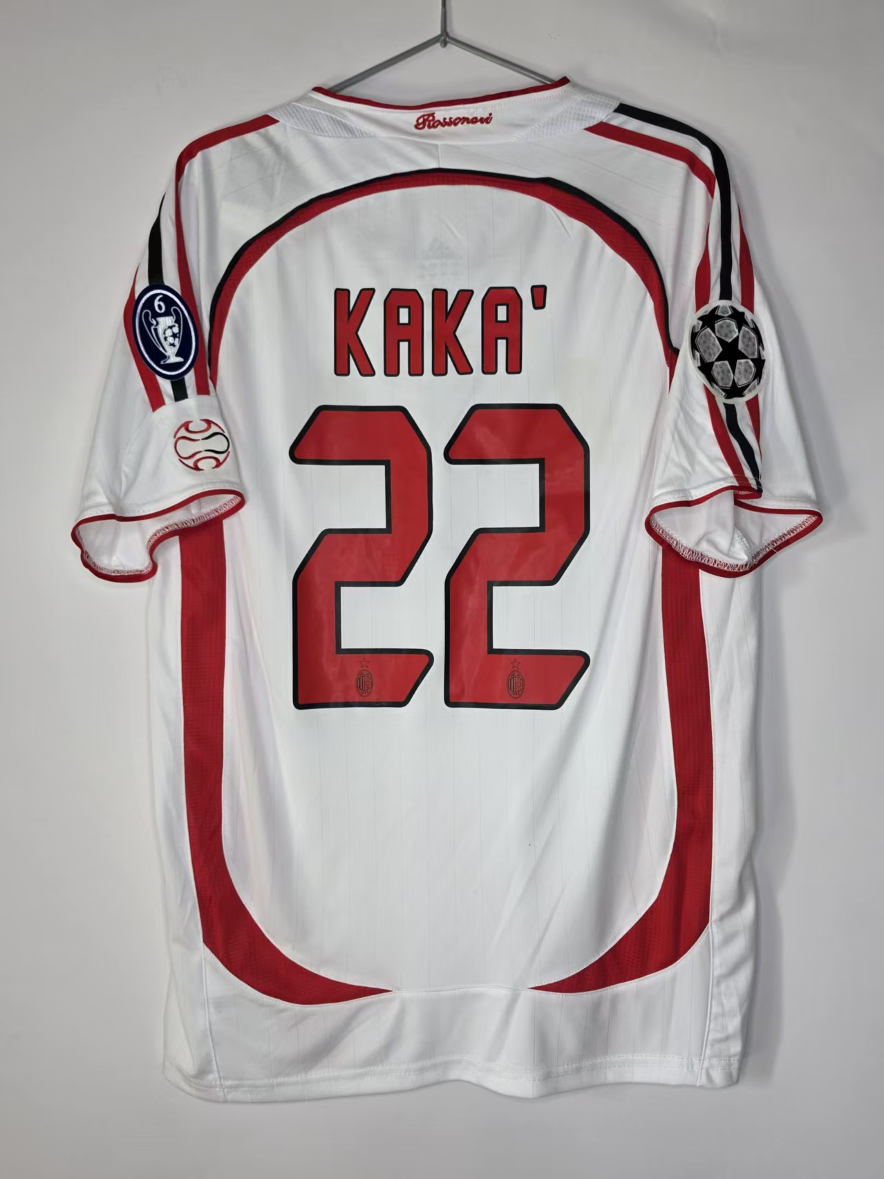 AC Milan 2007-Inspired Retro Shirt – Kaká 22