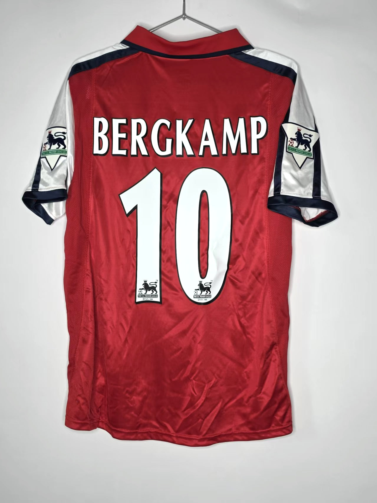 Arsenal 2002/03-Inspired Bergkamp 10 Home Retro Jersey back view