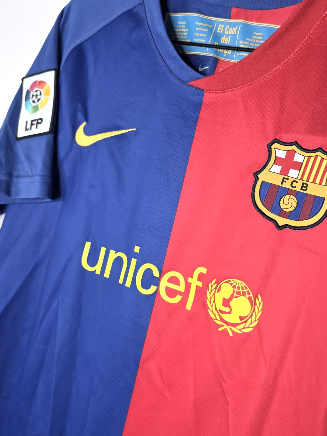 Barcelona 2008/09-Inspired Xavi 6 Home Retro Jersey