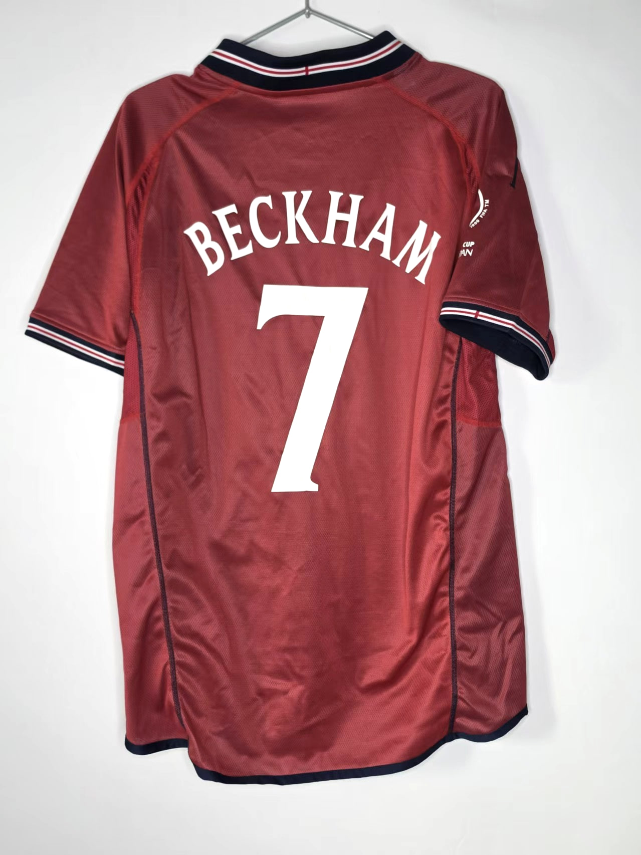 England 2002-Inspired Beckham 7 Red Away Retro Jersey