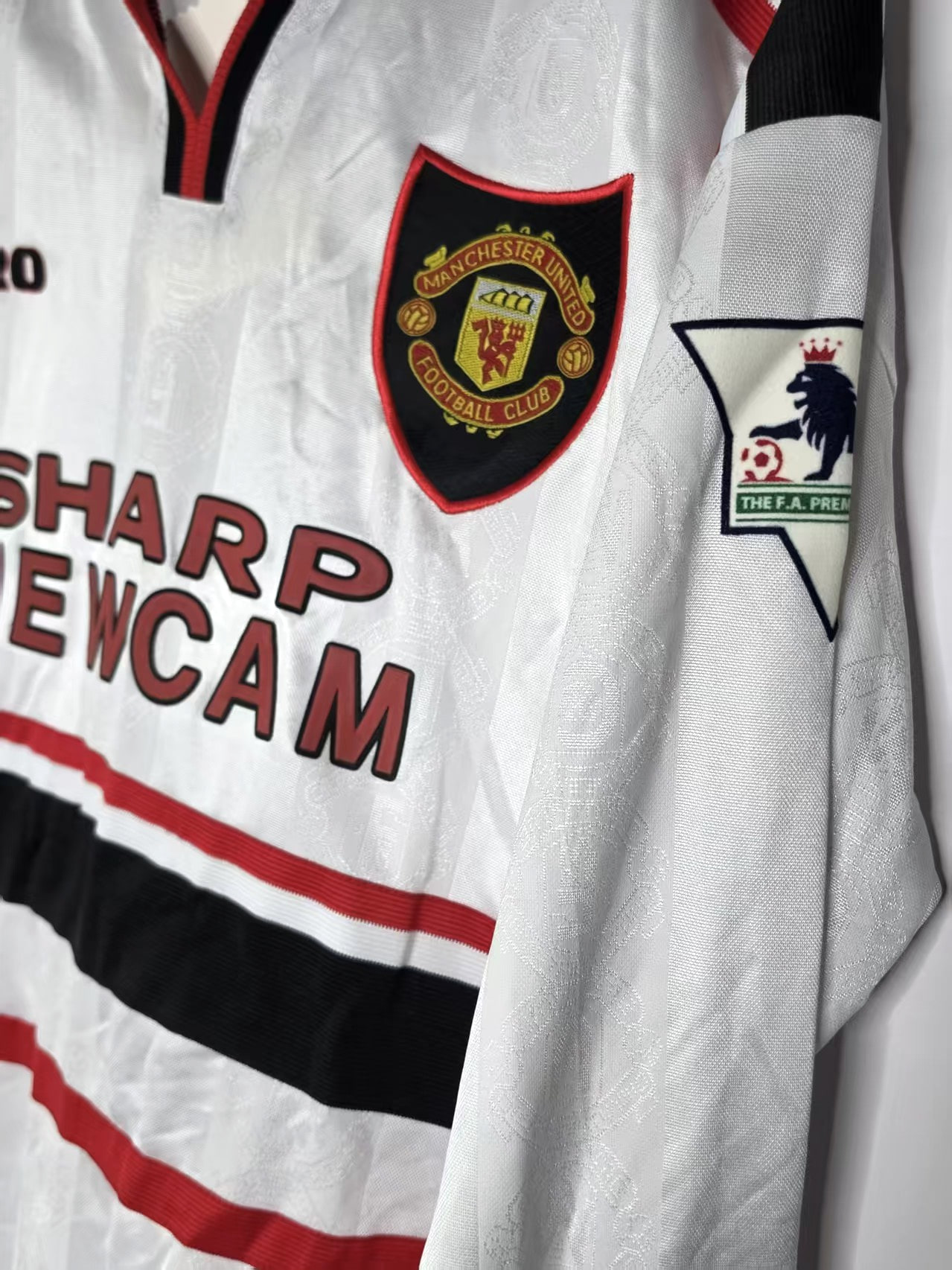 Manchester United 1999/2000-Inspired Beckham 7 Third Retro Jersey