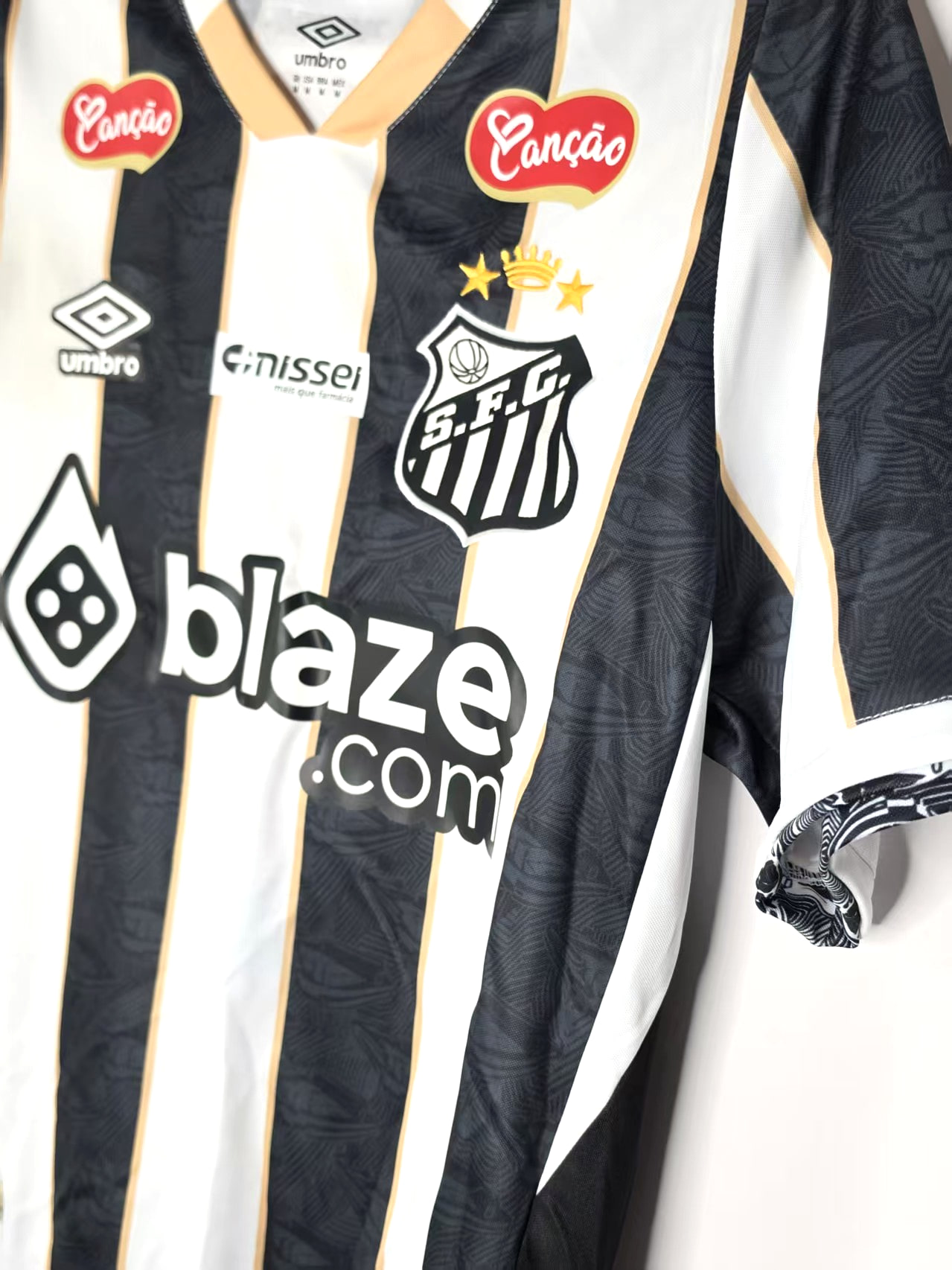 Santos Neymar Jr 10 Home Retro Jersey