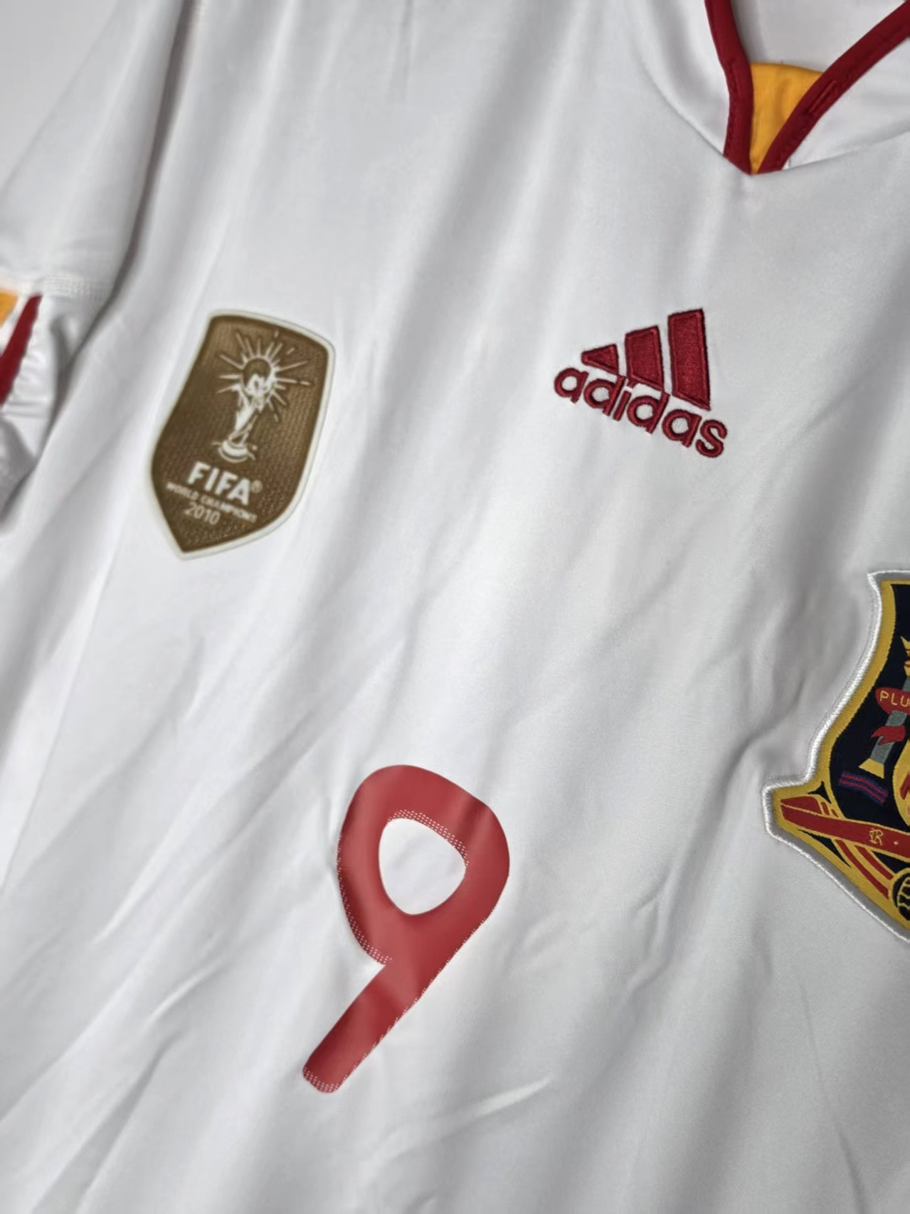 Spain 2010-Inspired Torres 9 Away Retro Jersey
